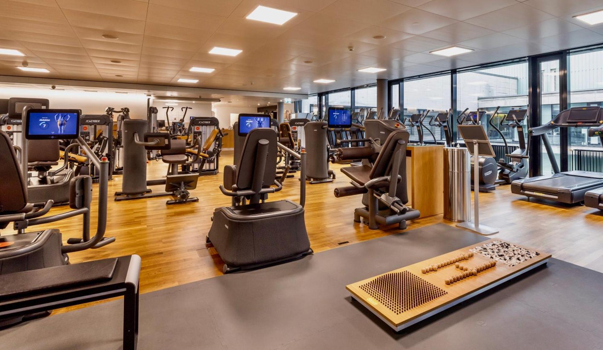 Hotel Four Points By Sheraton Sihlcity - 4*